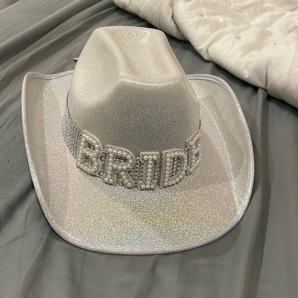 Bride cowgirl hat